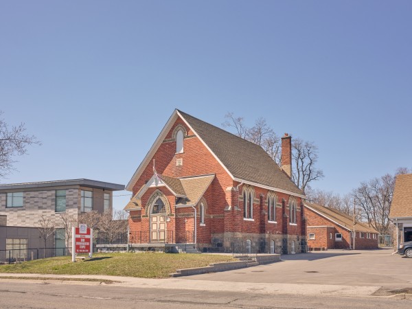 <span class='caption-artist'>Esmond Lee</span>, <span class='caption-title'>Shree Swaminarayan Temple</span>, <span class='caption-year'>2021</span>