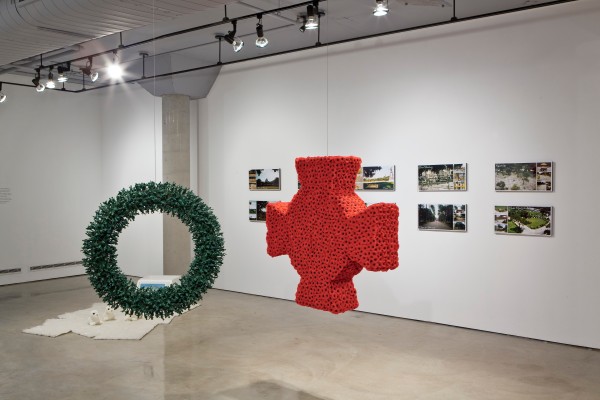 <span class='caption-artist'>Meeting Point</span>, <span class='caption-title'>2009</span>, <span class='caption-year'>Installation view</span>